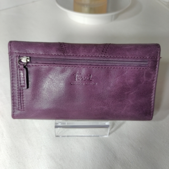 💜FOSSIL Wallet - Picture 2 of 14